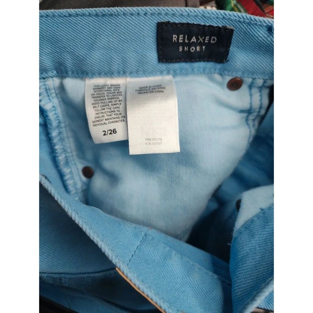 Lucky Brand Los Angeles Relaxed Fit High Waist Distressed Shorts Size 26/2 - Picture 3 of 4